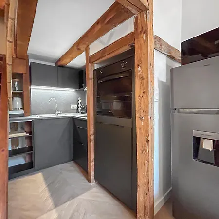 Chaleureux Mezzanine Centre Daire Chambéry