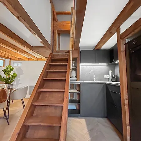 Chaleureux Mezzanine Centre Daire